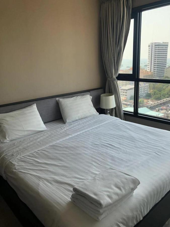 The Base Central Pattaya Seaview Екстериор снимка