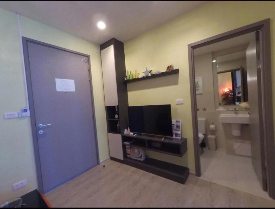 The Base Central Pattaya Seaview Екстериор снимка