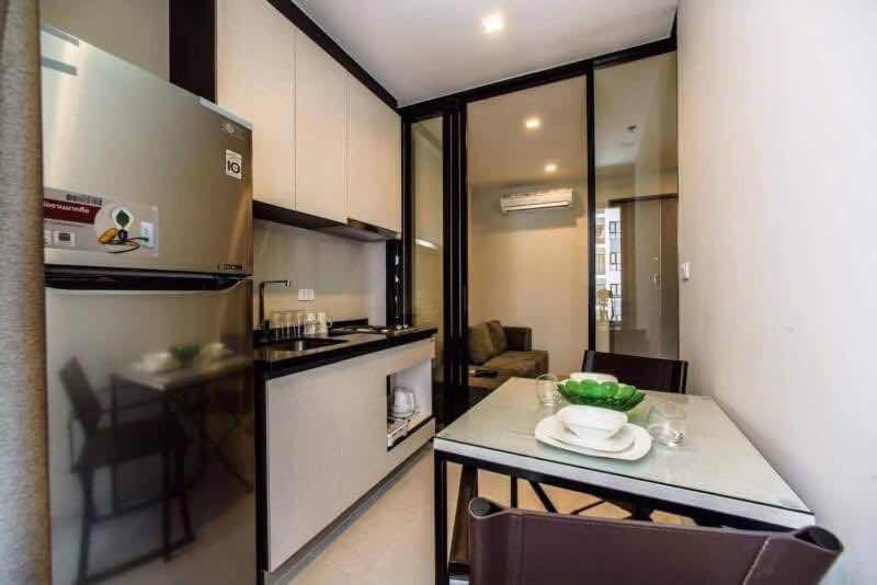 The Base Central Pattaya Seaview Екстериор снимка