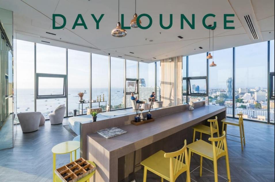 The Base Central Pattaya Seaview Екстериор снимка