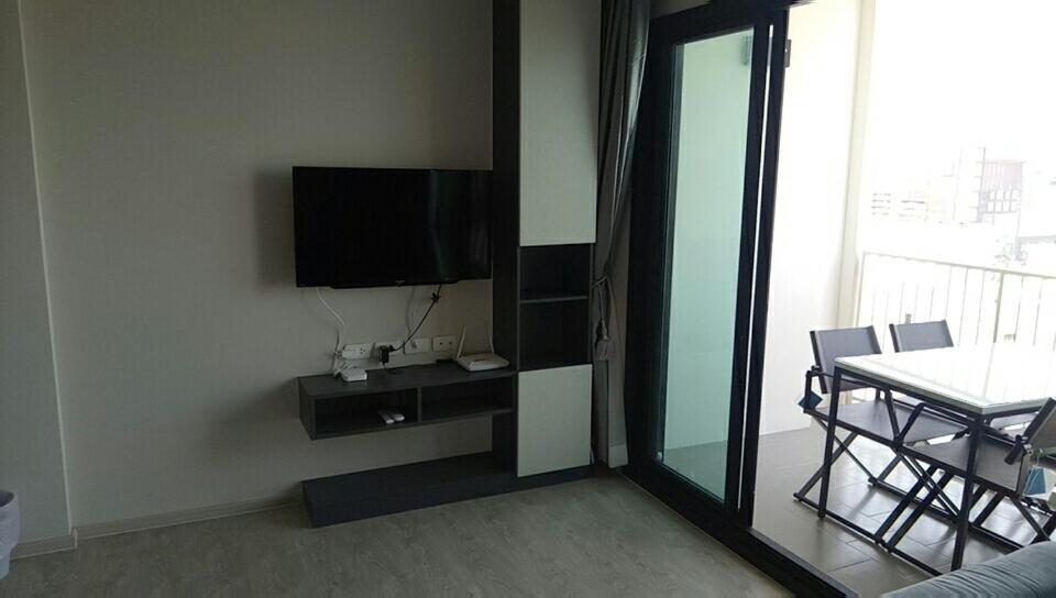 The Base Central Pattaya Seaview Екстериор снимка