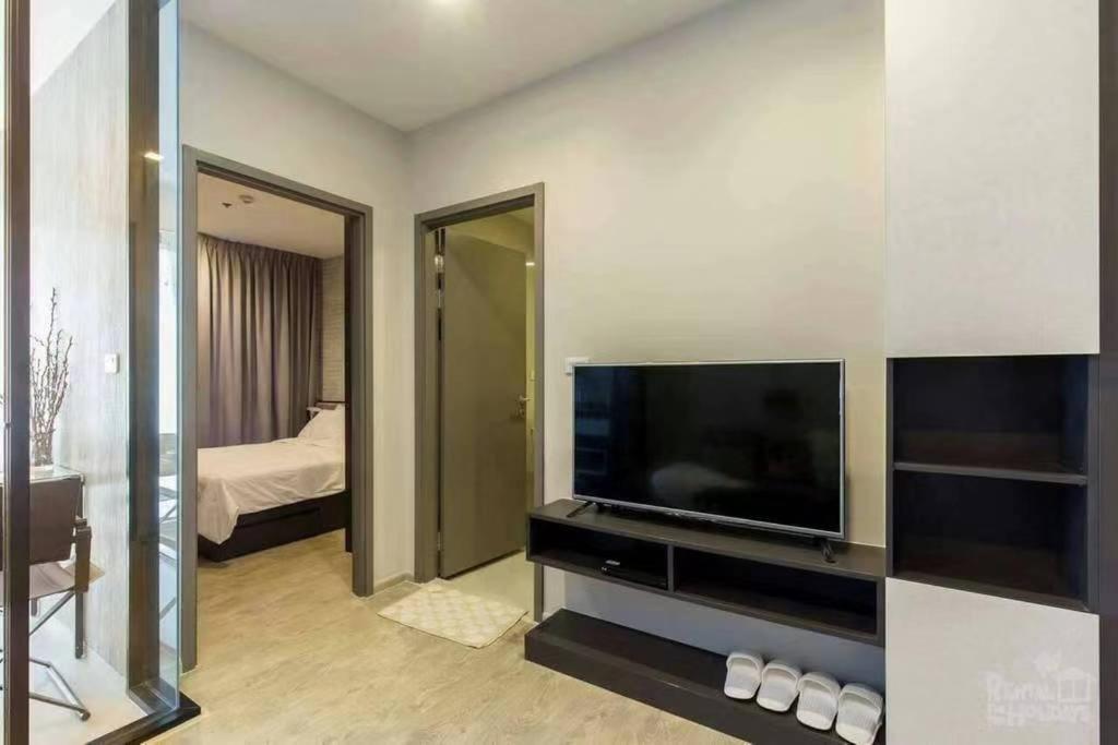 The Base Central Pattaya Seaview Екстериор снимка