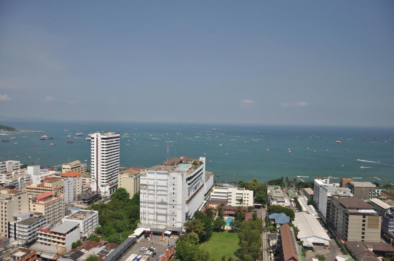 The Base Central Pattaya Seaview Екстериор снимка