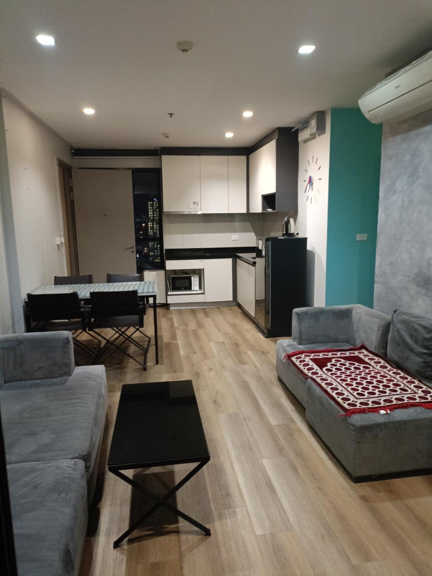 The Base Central Pattaya Seaview Екстериор снимка
