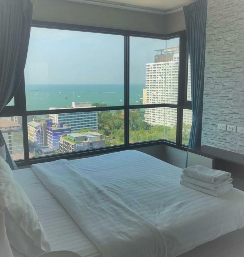 The Base Central Pattaya Seaview Екстериор снимка