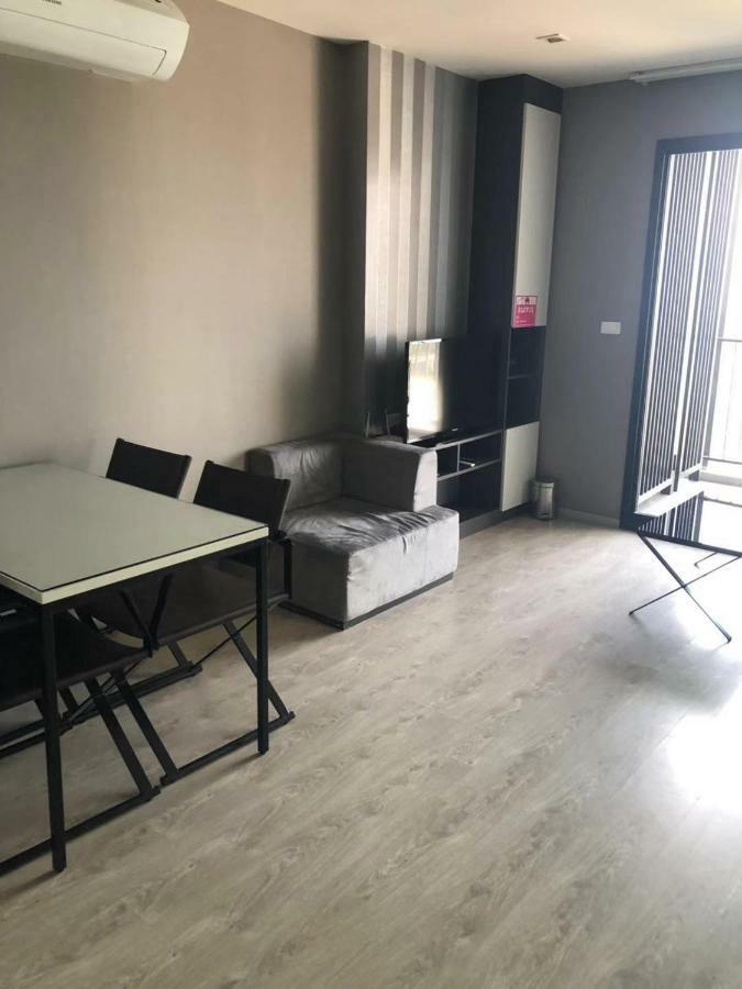 The Base Central Pattaya Seaview Екстериор снимка